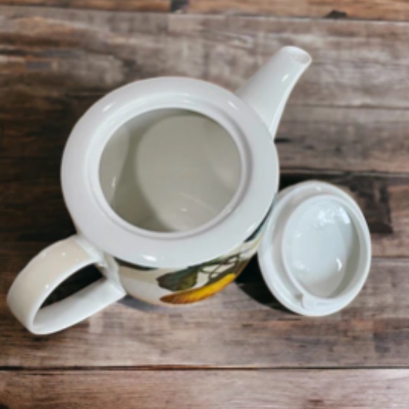 Fruit de Saison by Queen’s ceramic teapot - Picture 3 of 4